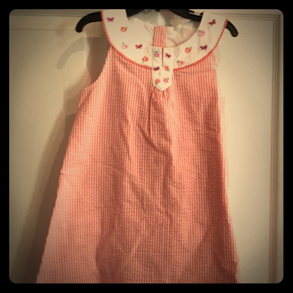 crown & ivy Other - Crown & Ivey seer sucker dress